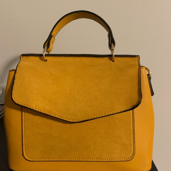 Handbag - Picture 4 of 6